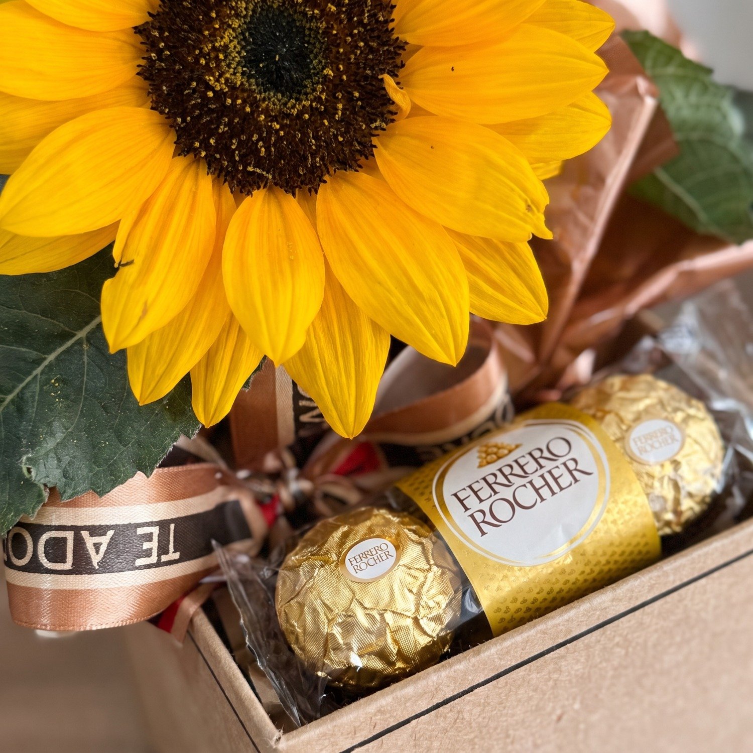 Box Girassol com Ferrero 