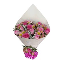 Buquê Clássico Rosas Cor de Rosa Mistas
