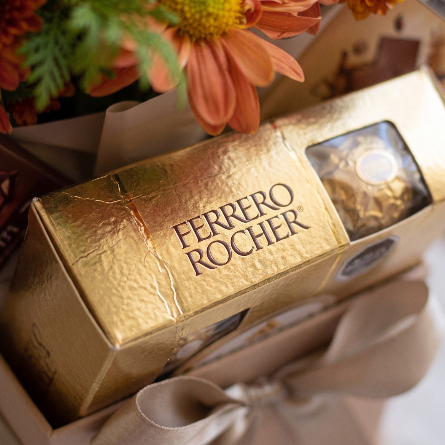 Caixa de Presente Flores e Chocolates