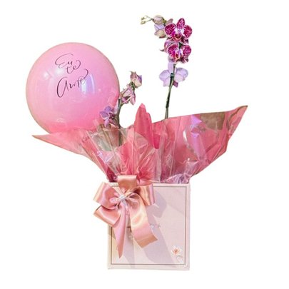 Orquídea - Elegância Floral e Balão Personalizado