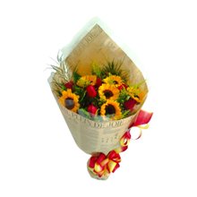 Buquê de Girassois e Rosas Vermelhas