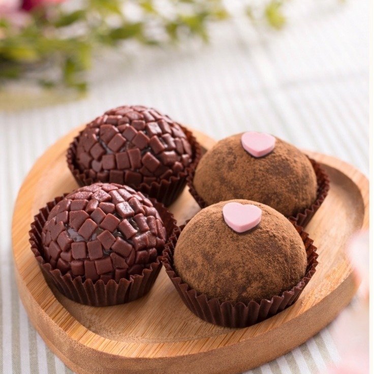 Caixa de Brigadeiros Gourmet