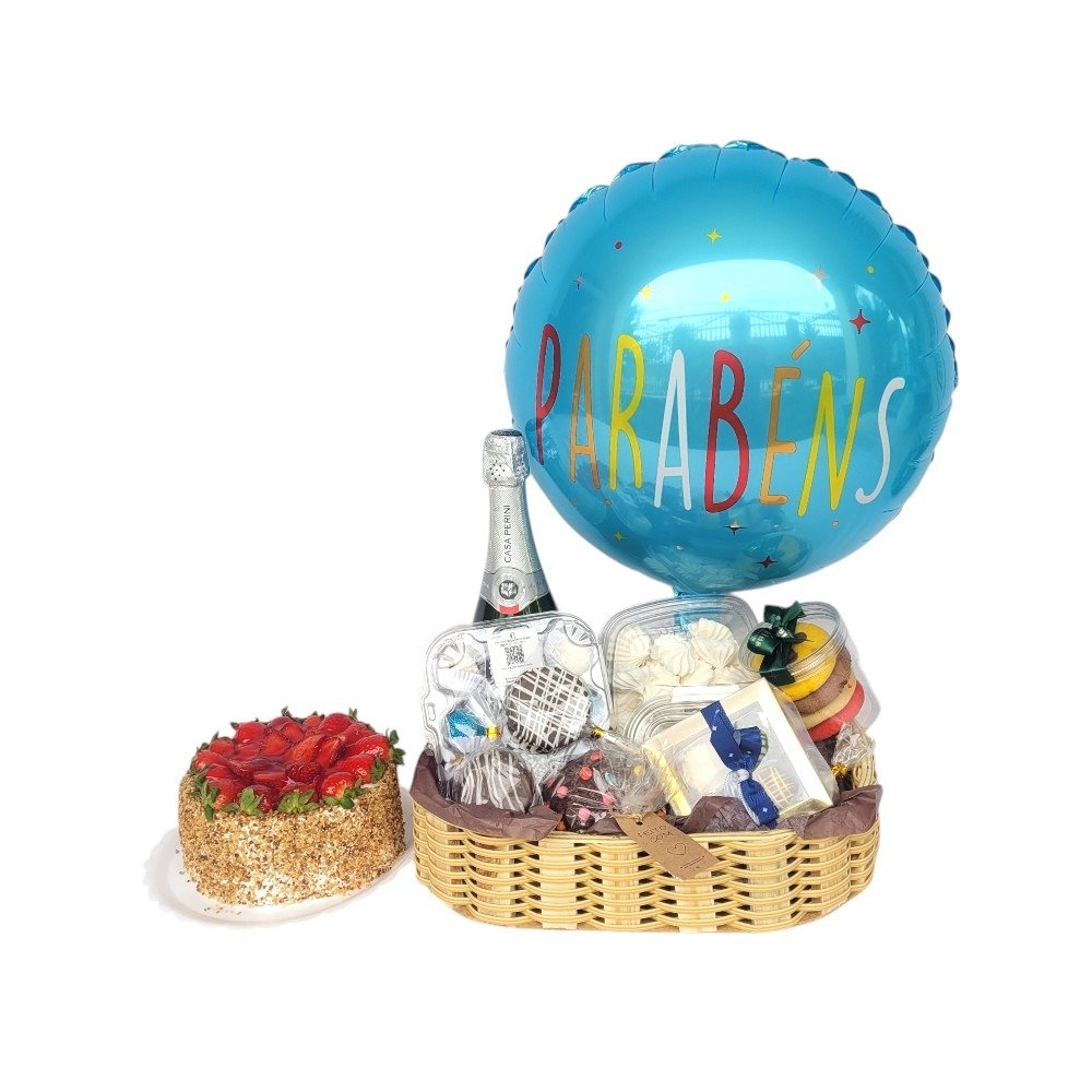 Cesta de Aniversário Torta Balão Doces e Espumante