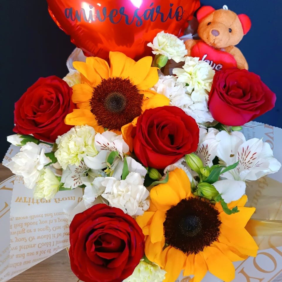 Cachepô Rosas e Girassóis Amor Radiante