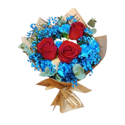 Buquê de Rosas com Flores Azuis Dois Tons de Amor