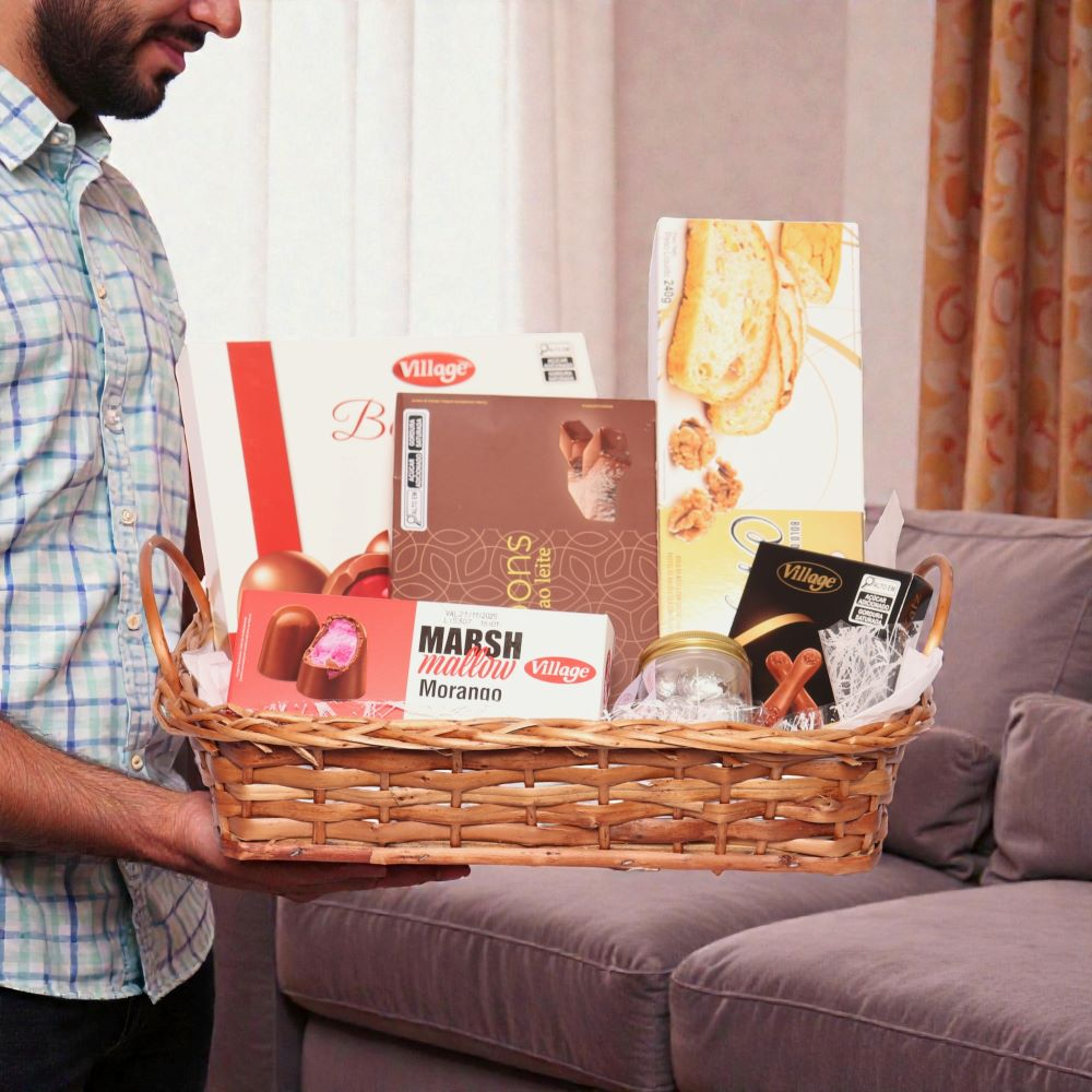 Cesta Mista de Delícias Village