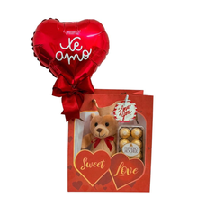 Sacola Love com pelúcia chocolate e visor