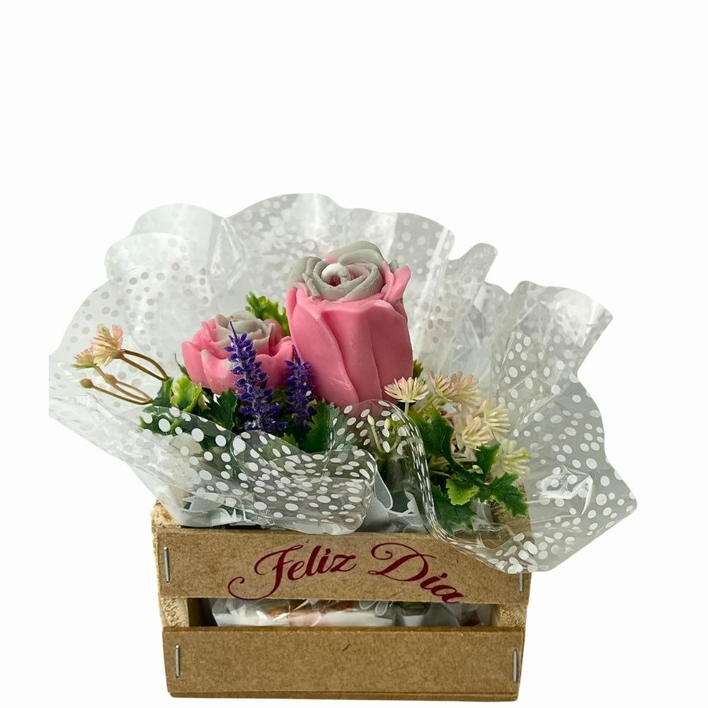 Arranjo Pequenos Carinhos com Vela Botão de Rosa