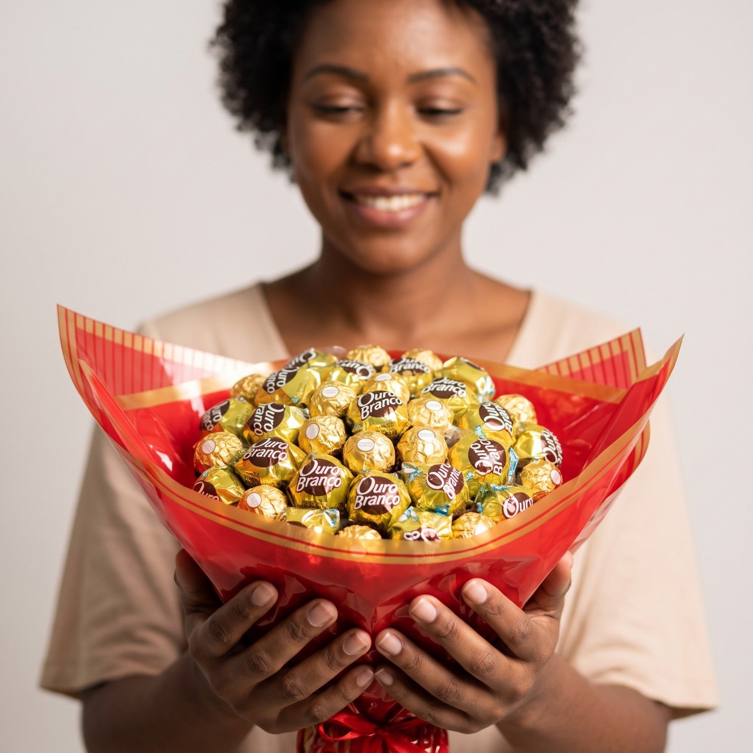 Buquê Bombons 15 Ferrero Rocher e 20 Ouro Branco