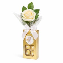 Kit Ferrero Rocher Rosa Branca Artificial Dia Mulher