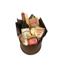 Cesta Especial de Vinho e Frios