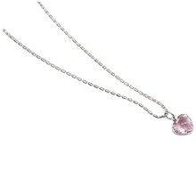 Colar Coração de Vidro Rosa em Ródio Branco