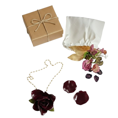 Joia Botânica Rosa Eterna Banho Nobre Ouro