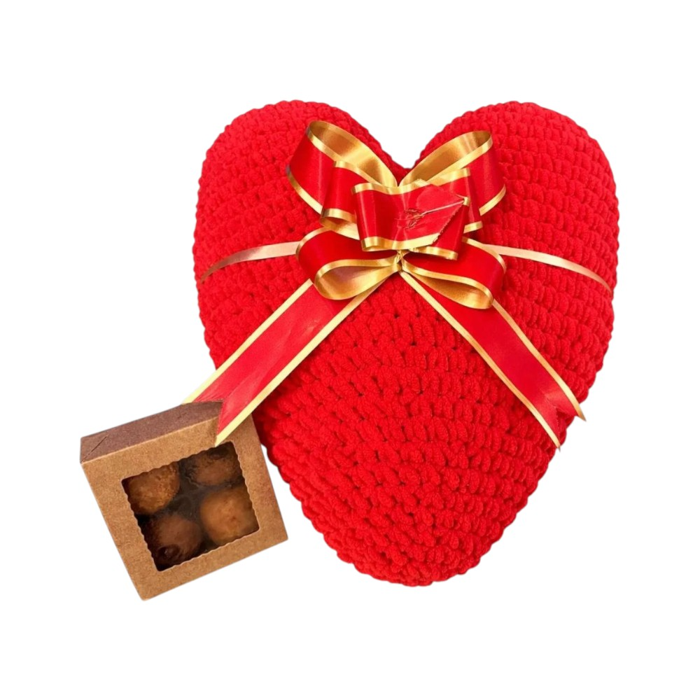 Surpresa de Amor Coração Amigurumi com Brigadeiros