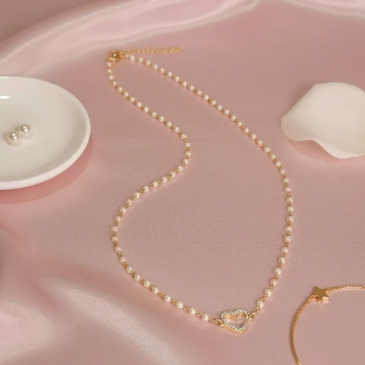 Colar Pérola Com Coração Cravejado Banhado Ouro 18k