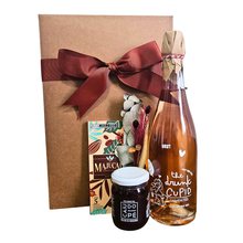 Cesta Romântica com Espumante e Chocolate