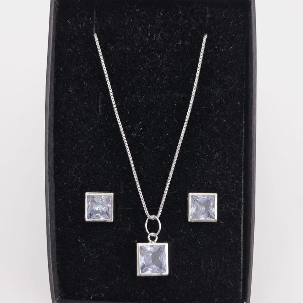 Conjunto Pedras Quadradas Branca Prata 925