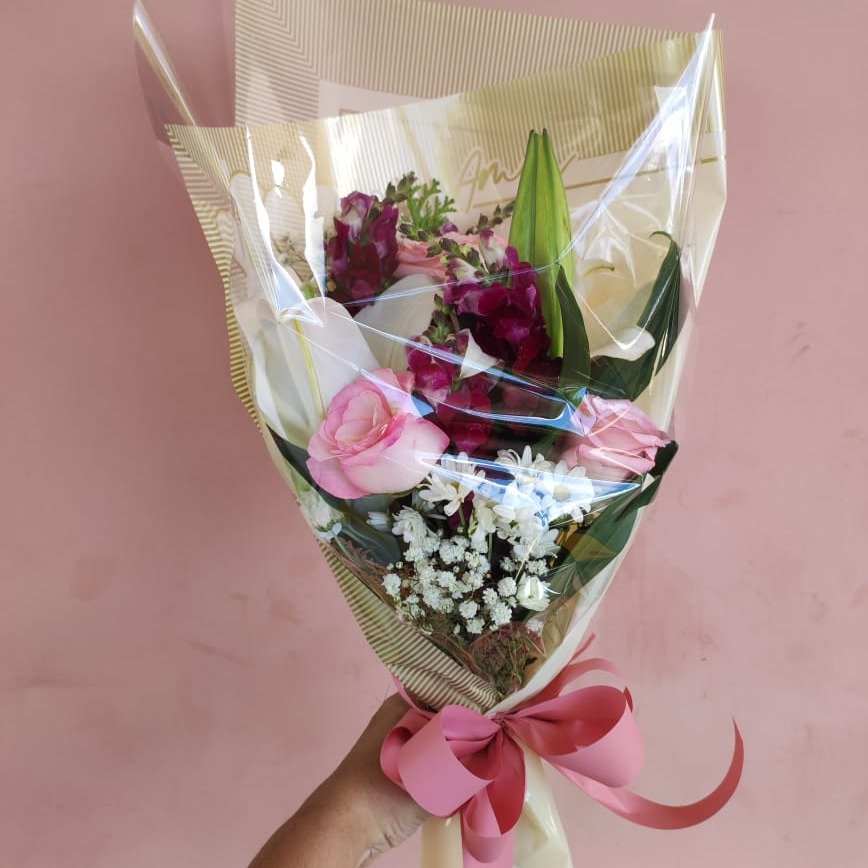 Buquê Rosas, Lírio e Boca de Leão