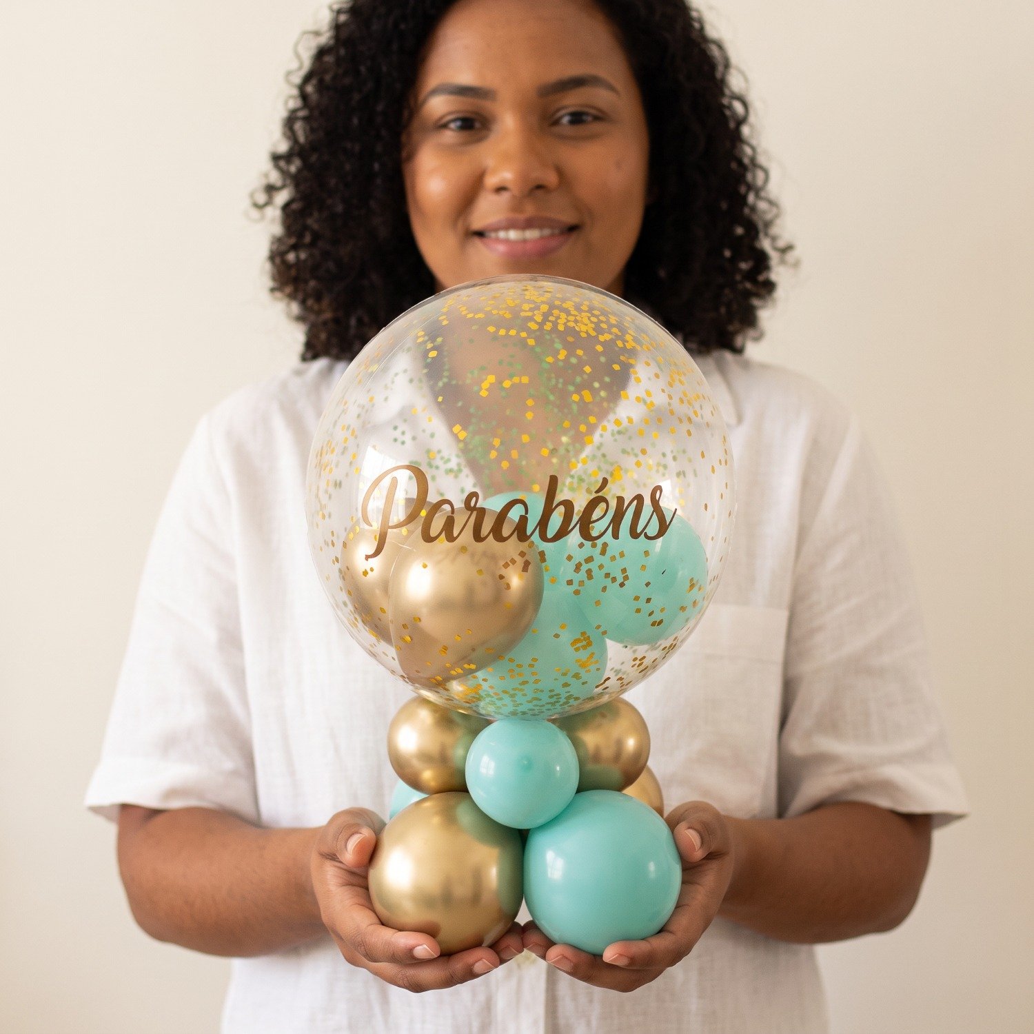 Balão de Parabéns Dourado e Verde Água