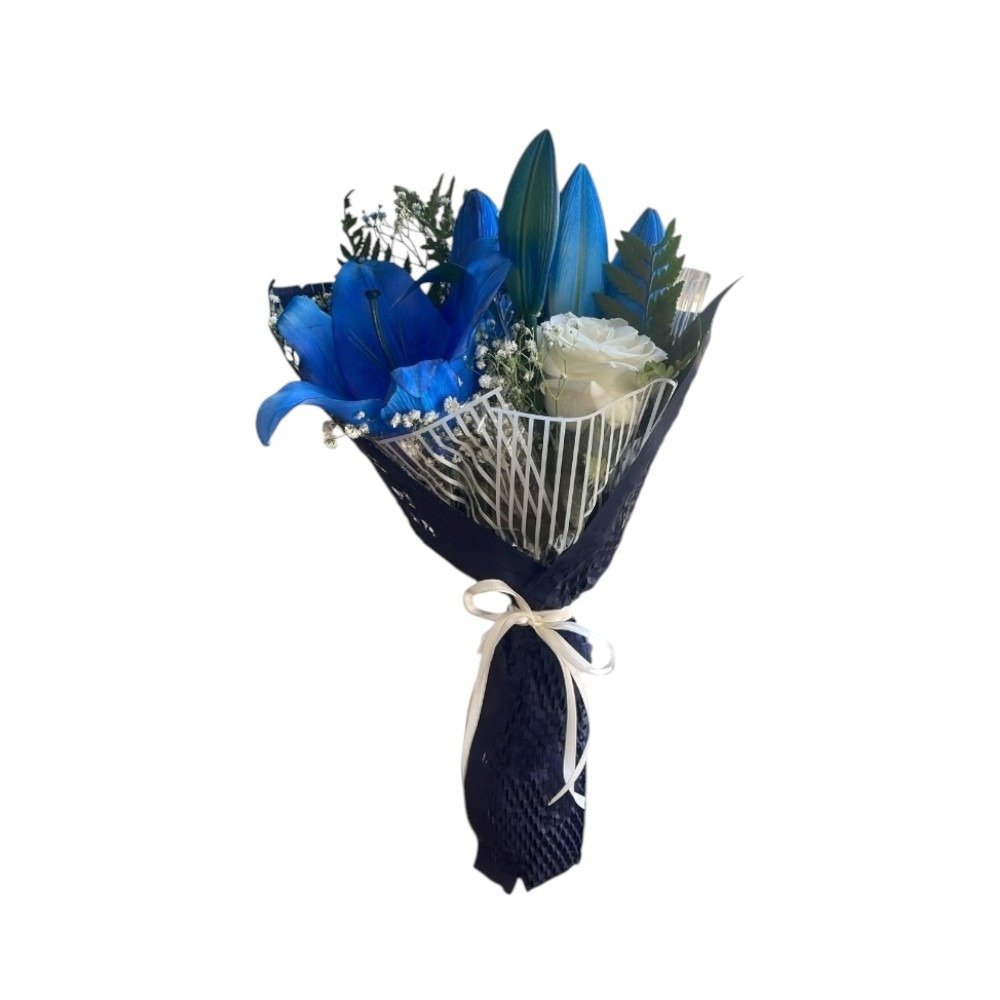 Mini Buquê Lírio Azul e Rosa Branca