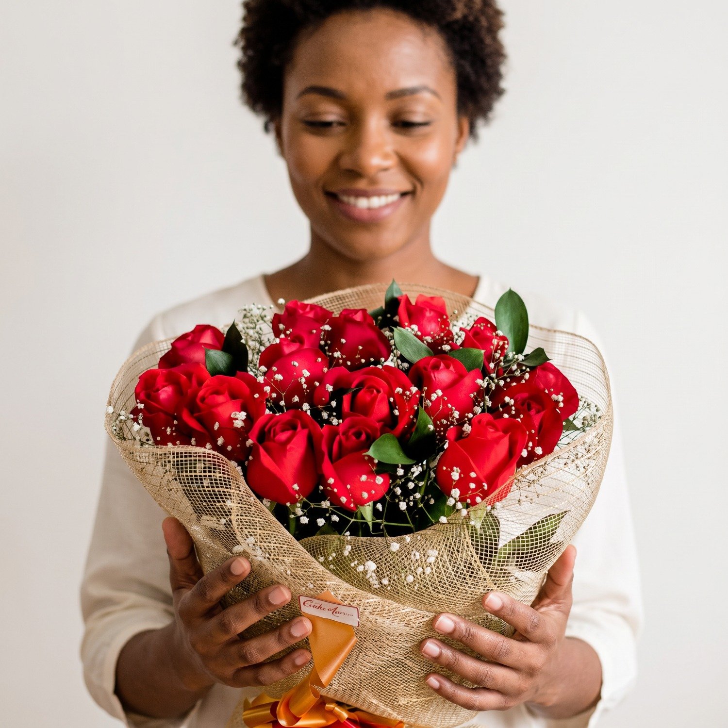 Buquê de 15 Rosas Vermelhas na Tela