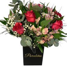 Caixa de Rosa e Astromélia Pink