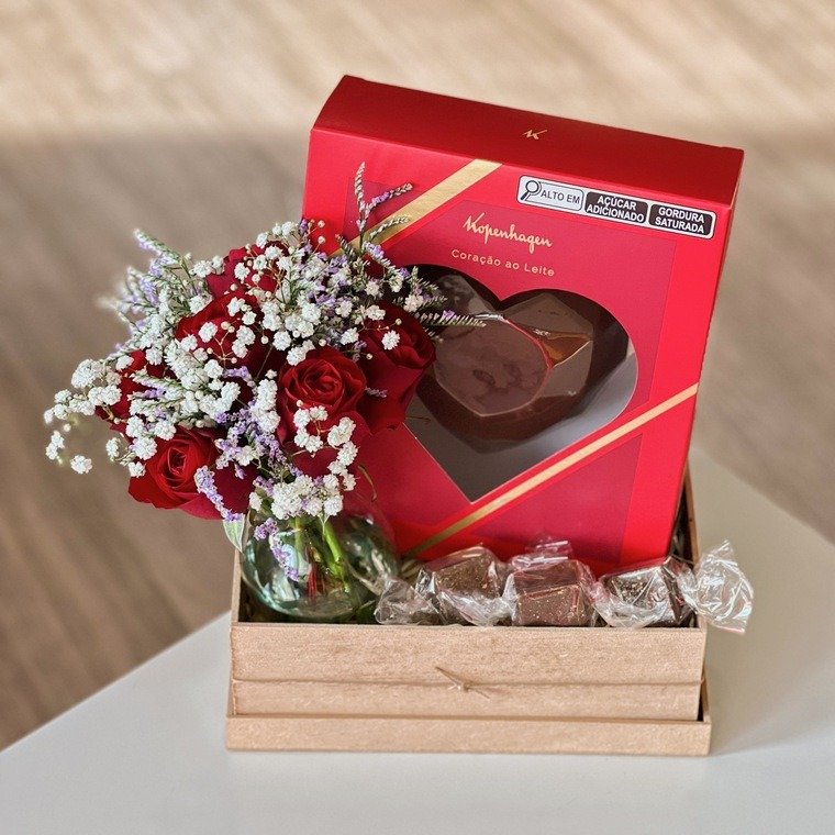 Cesta Dia dos Namorados Coração Chocolate Kopenhagen