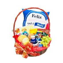 Cesta de Café da Manhã Feliz Aniversário