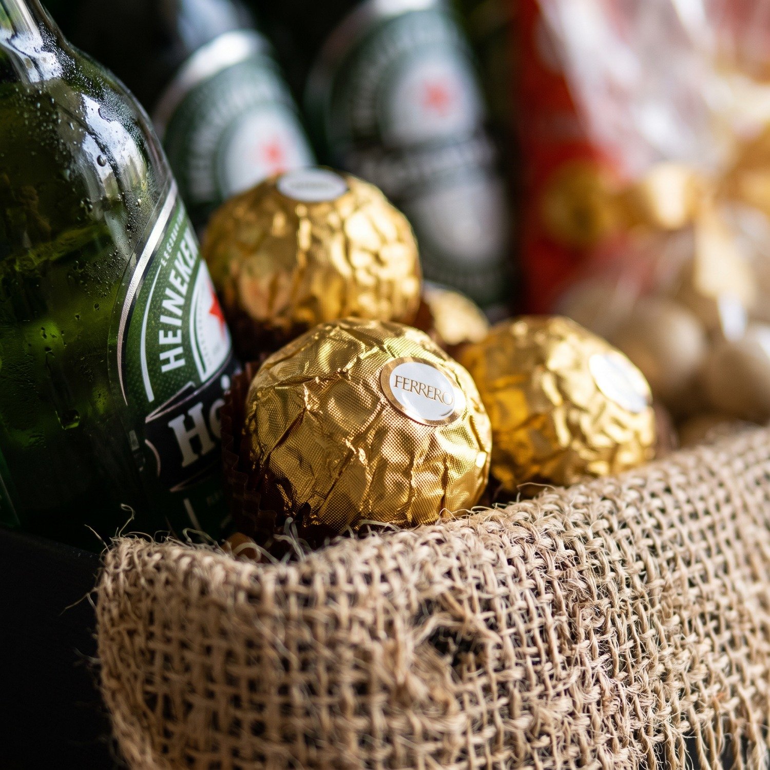 Cesta de aperitivos e Bebidas 