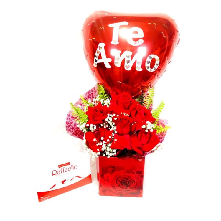 Arranjo de rosas vermelhas com  balão e chocolate 