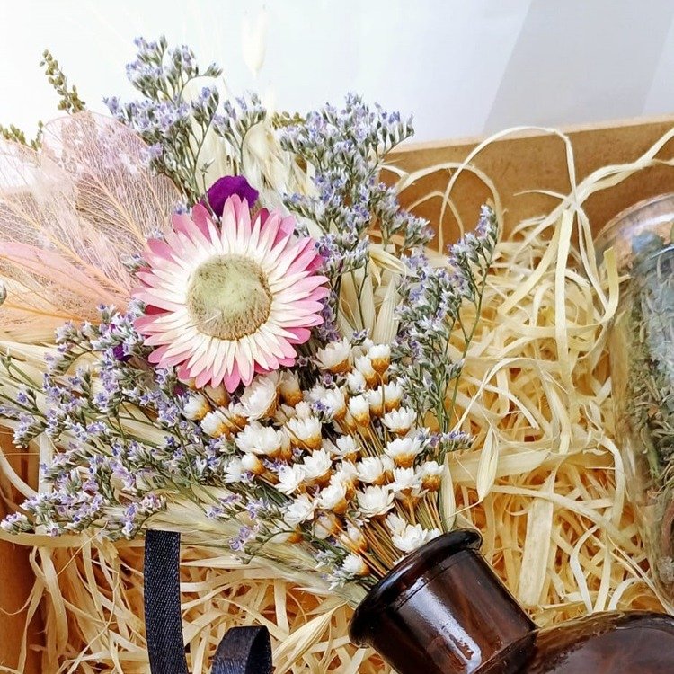 Cesta Para Presente Luz do Jardim