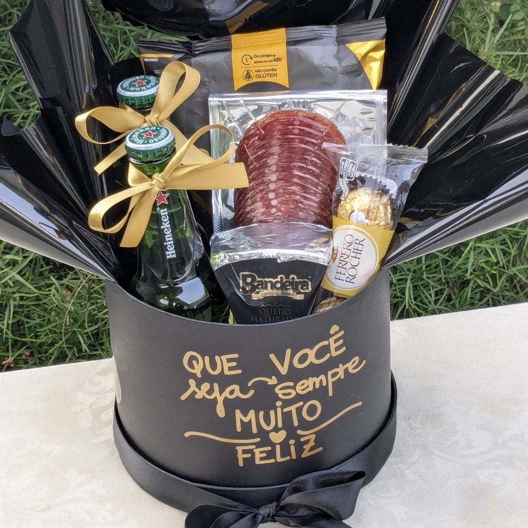 Box com Cerveja Petiscos e Frios