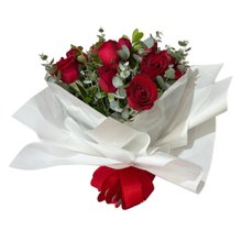 Buquê Luxuoso de Rosas c/ Eucalipto