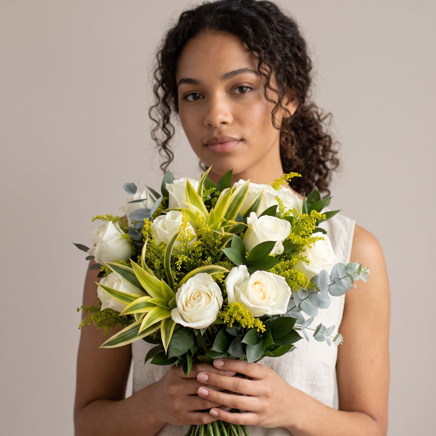 Buquê Ternura de Rosas Brancas