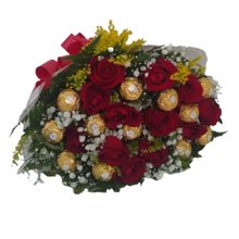 Bouquet 12 Rosas Vermelhas com Bombons Ferrero Rocher