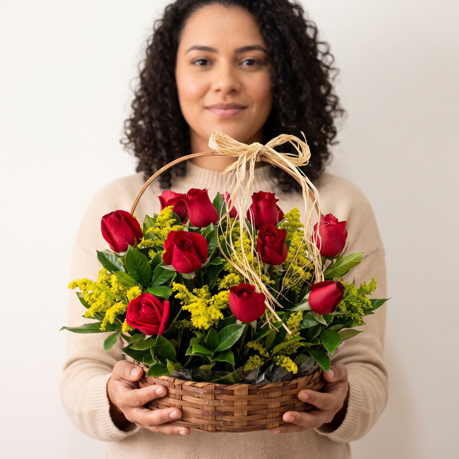 Linda Cesta de Rosas