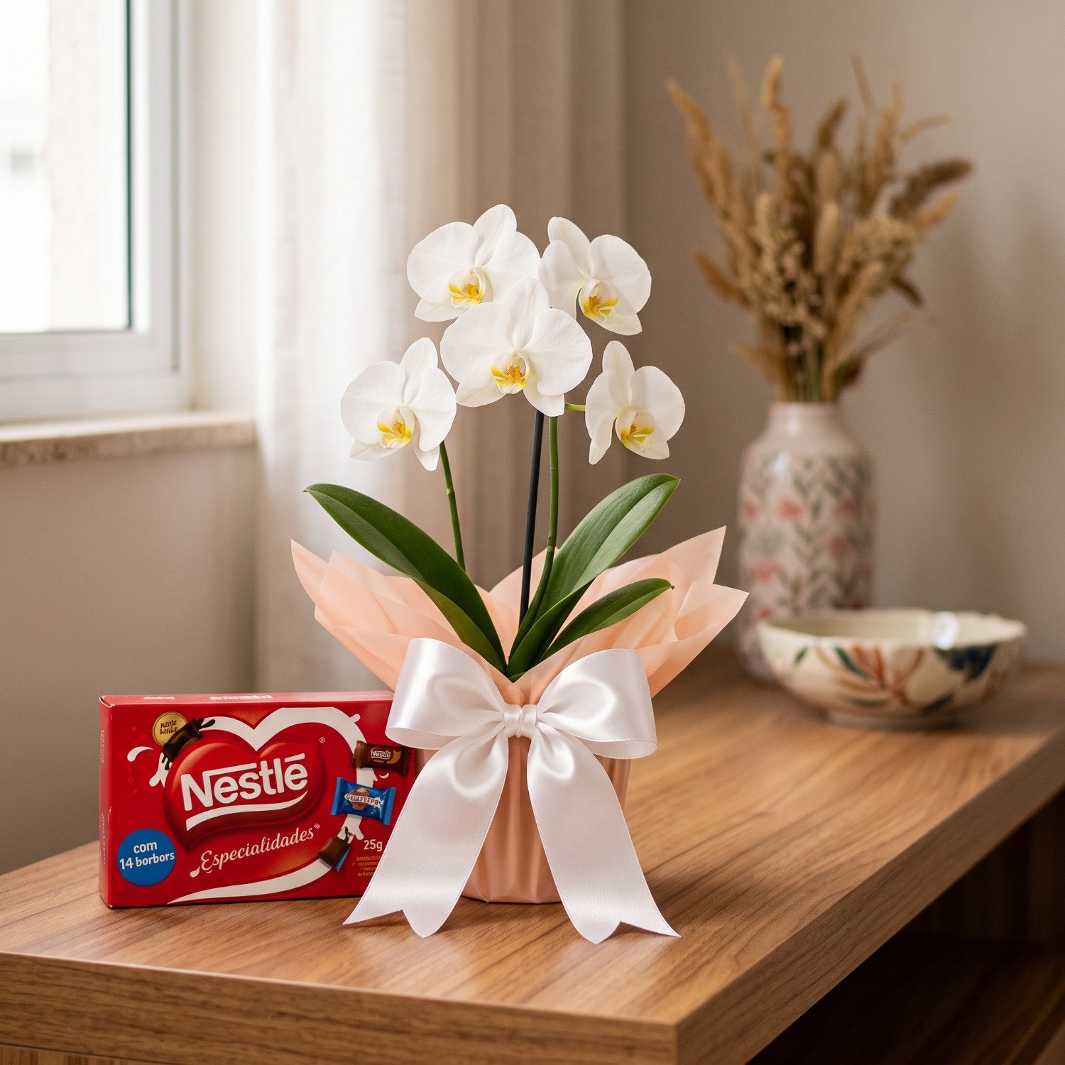 Bela Orquídea Branca com Chocolate