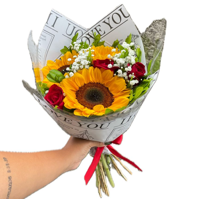 Buquê Baby de Rosas com Girassóis