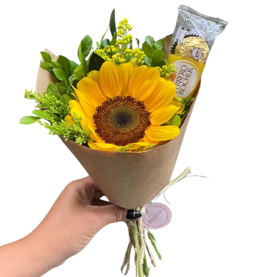 Ramalhete de Girassol com Trio Ferrero