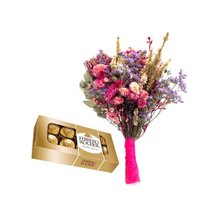 Buquê de Flores Secas com Chocolate