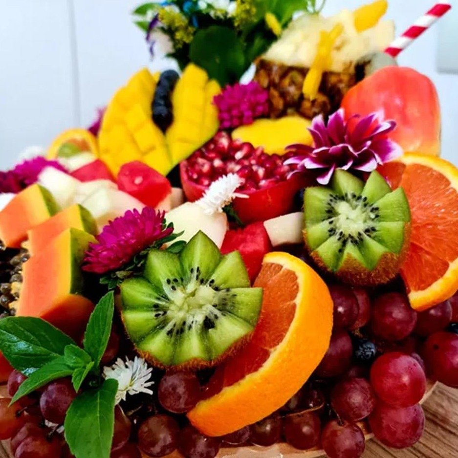 Cesta de Frutas Frescas para Café da Tarde Primavera