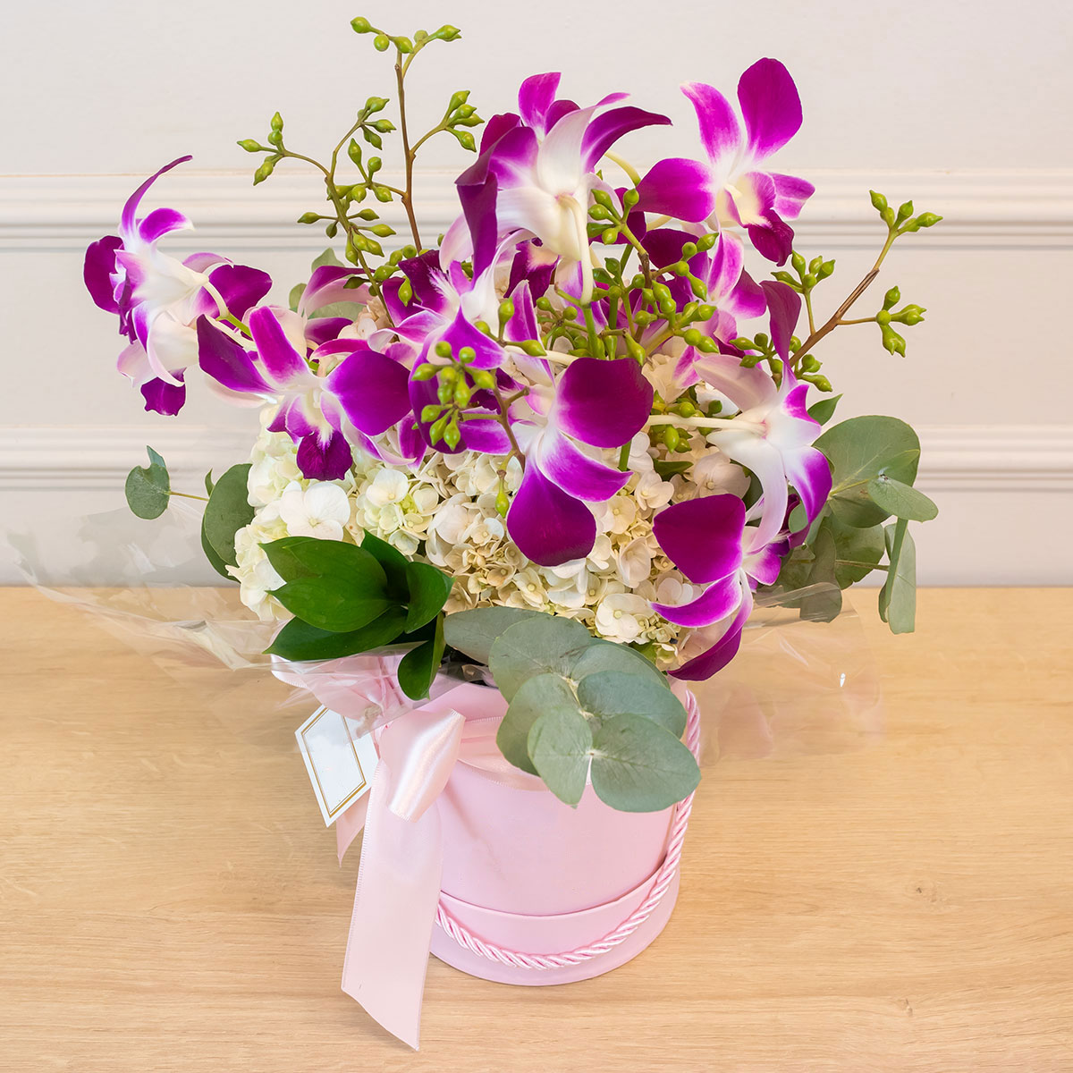 Arranjo de Flores com Orquídeas Hortênsias na Box Lyon