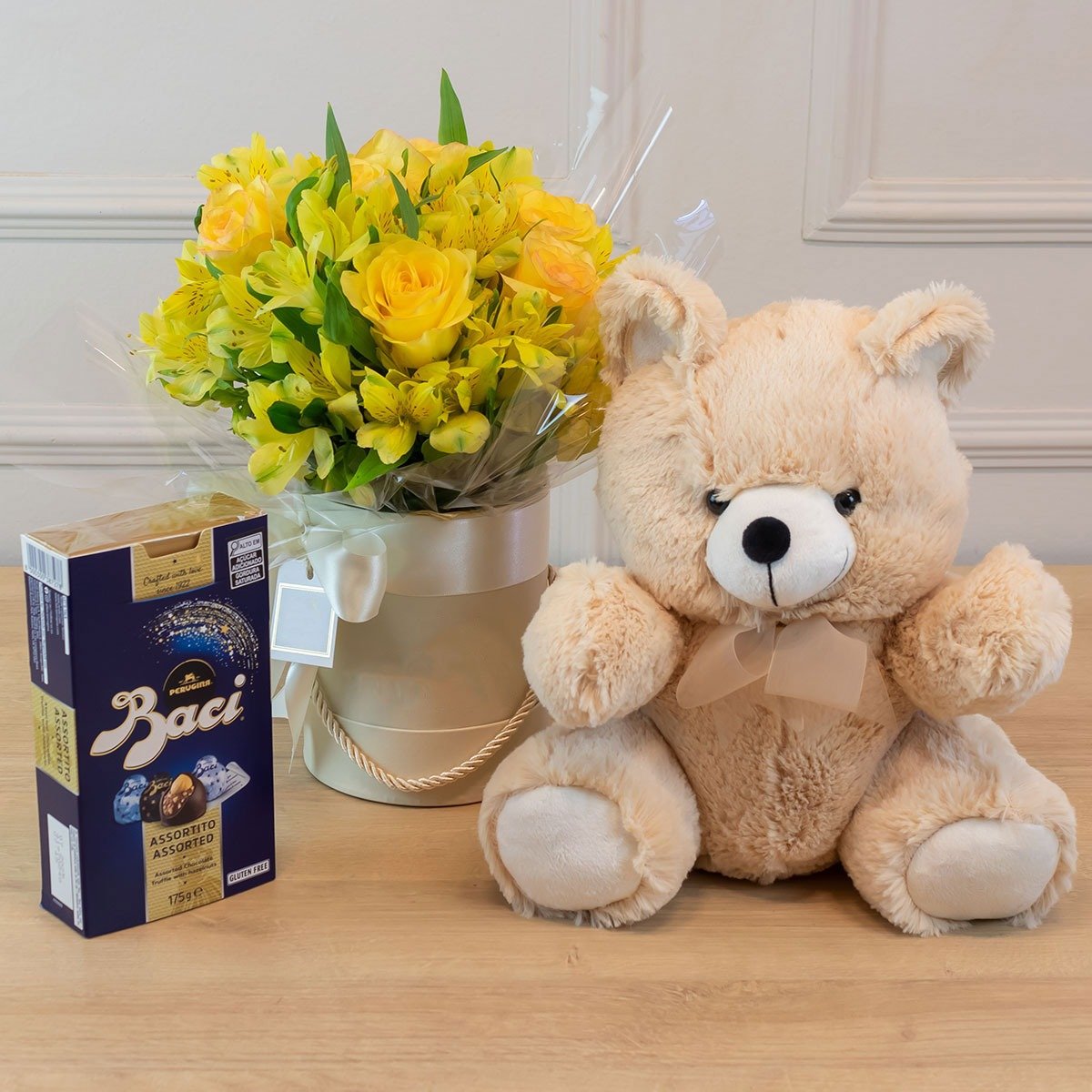 Kit Presente Flores Amarelas, Urso e Bombons Baci
