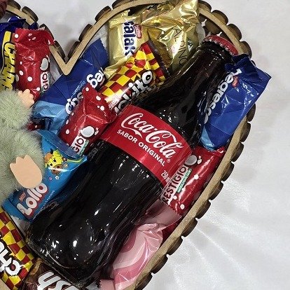 Cesta Coração com Lafufu e Bombom