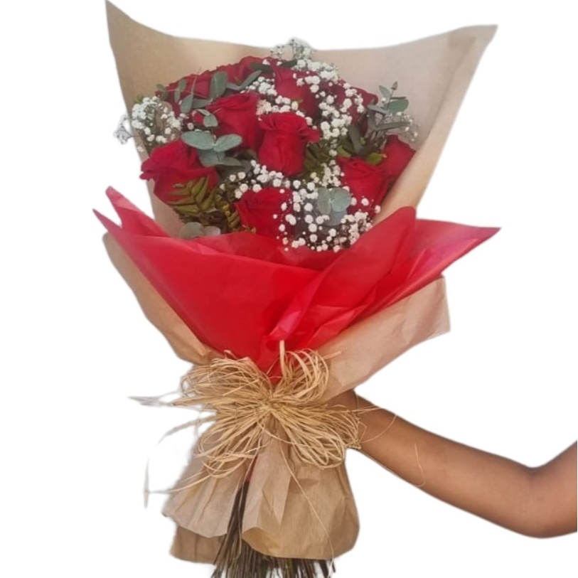 Buquê de 12 Rosas Vermelhas Embalagem Kraft