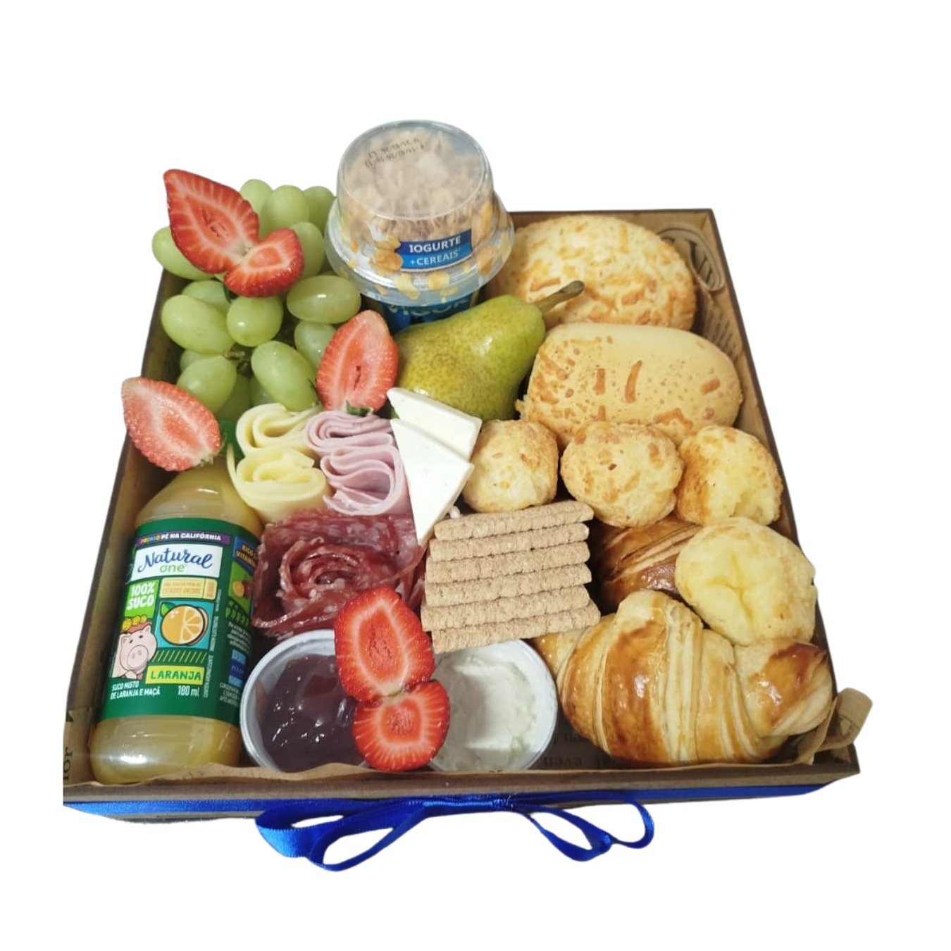 Cesta Premium Café com Frutas e Pães 