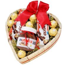 Cesta de Chocolates Kinder Love