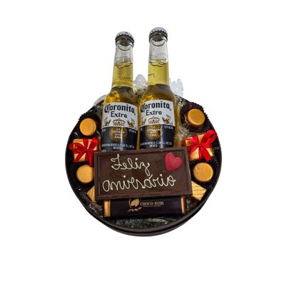Cesta Coronita e Chocolates Feiz Aniversário