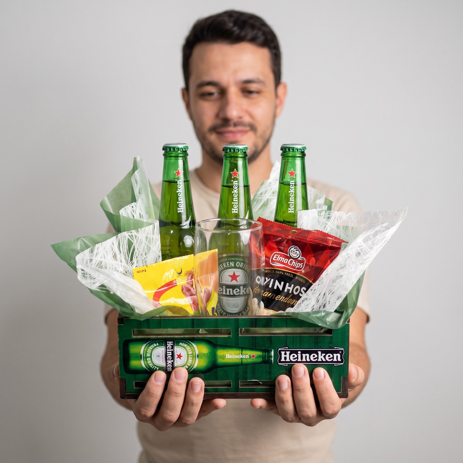 Cesta de Cerveja e Aperitivos 