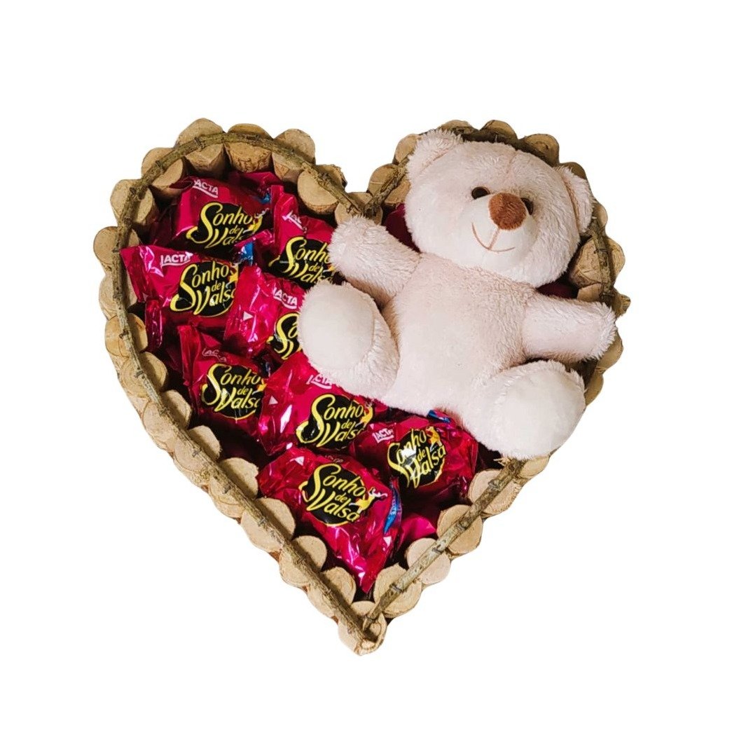 Cesta Média Coração Rústico Chocolates e Urso